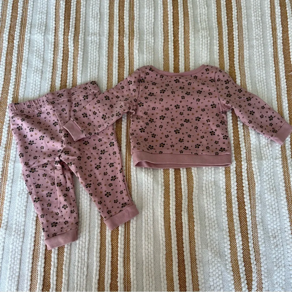 Baby 2-Piece Floral Top & Legging Set‎ 9M